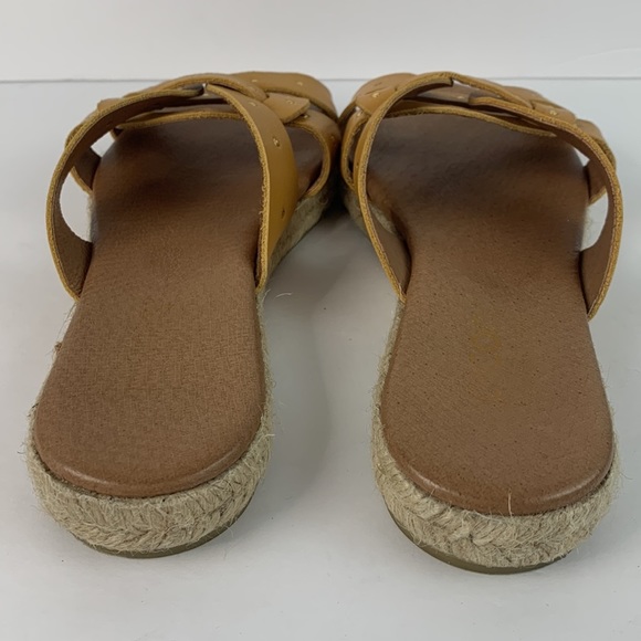Picon made in Spain mustard gold tone slip on sandals size 6 - Picture 4 of 11